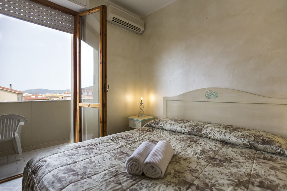 Morpheo Rooms Alghero Exterior photo